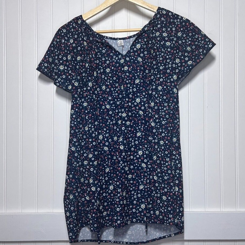 Simple Fun Cottagecore Floral V-Neck Short Sleeve Blouse Large Blue